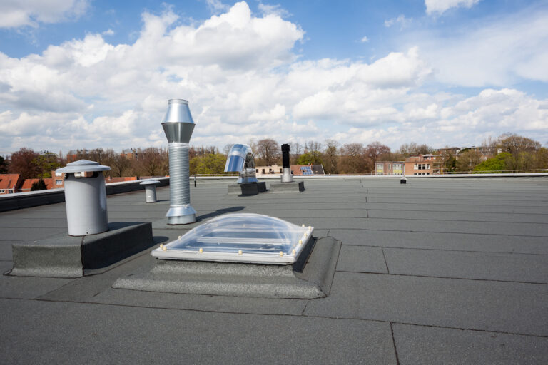 Flat roof with rooftop equipment